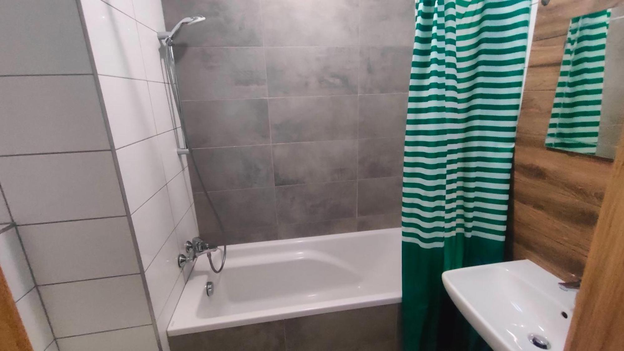 Super Cozy & Budapest